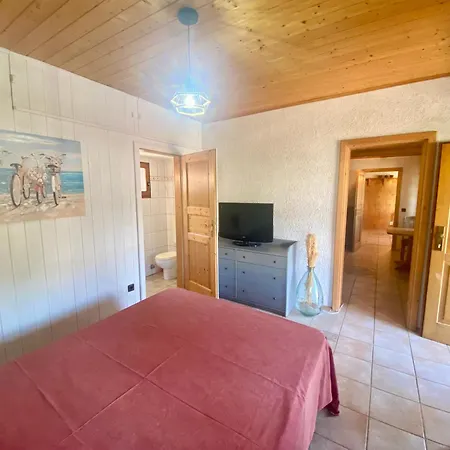 Villa H33 *